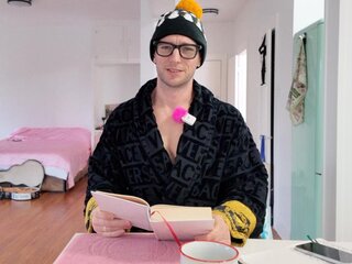 Sexy voyeurcam-celticiron-02